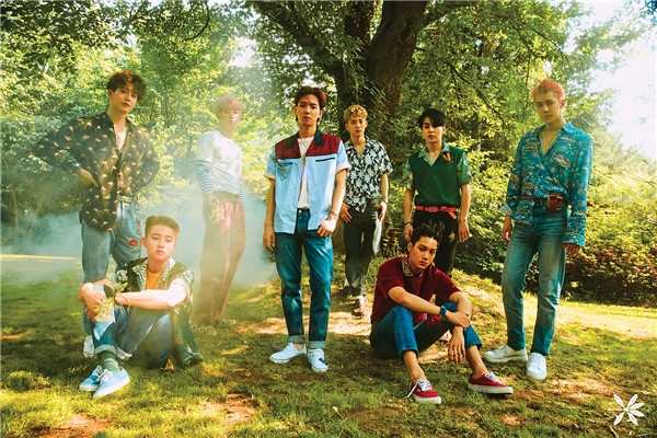 EXO chính thức trở lại sàn đấu mùa hè với MV ‘Ko Ko Pop’