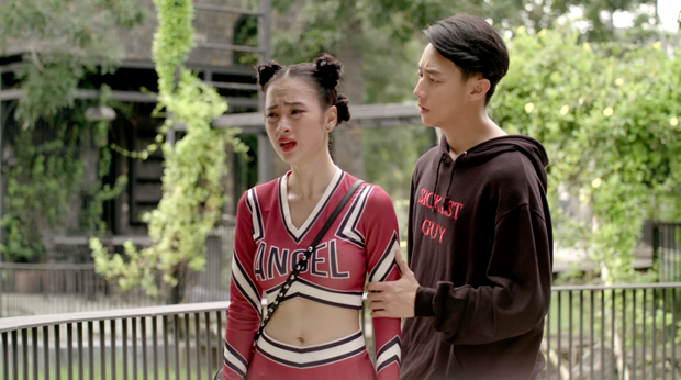 Glee Việt tuần này: Angela vừa bị phanh phui chuyện có thai, vừa bị Rocker hắt hủi - Ảnh 4.