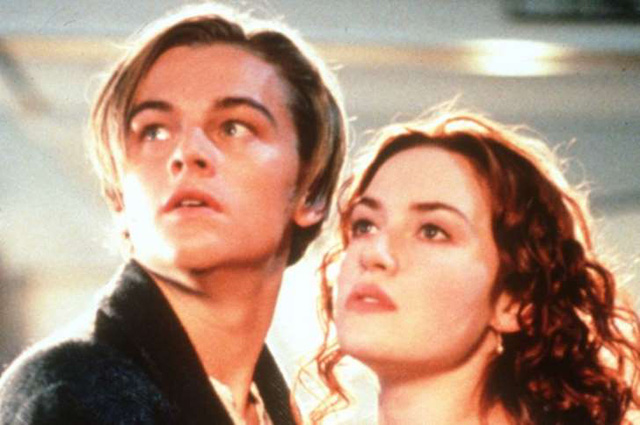  Kate Winslet và Leonardo DiCaprio kết đôi trong Titanic (1997). 