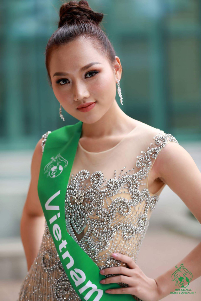  Một số hình ảnh của Thu Thảo tại cuộc thi Nữ hoàng Sắc đẹp Toàn cầu 2017 ở Hàn Quốc. 