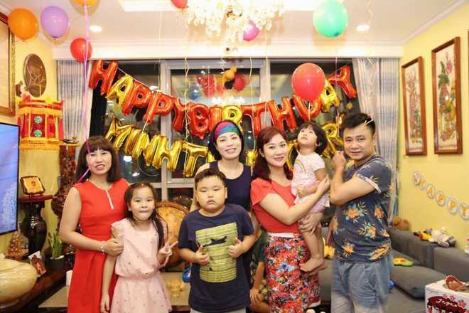 Vượt bão scandal, bà xã Xuân Bắc bất ngờ trẻ trung đến dự sinh nhật con gái Tự Long - Ảnh 3.