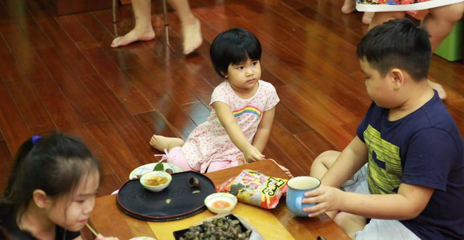 Vượt bão scandal, bà xã Xuân Bắc bất ngờ trẻ trung đến dự sinh nhật con gái Tự Long - Ảnh 5.