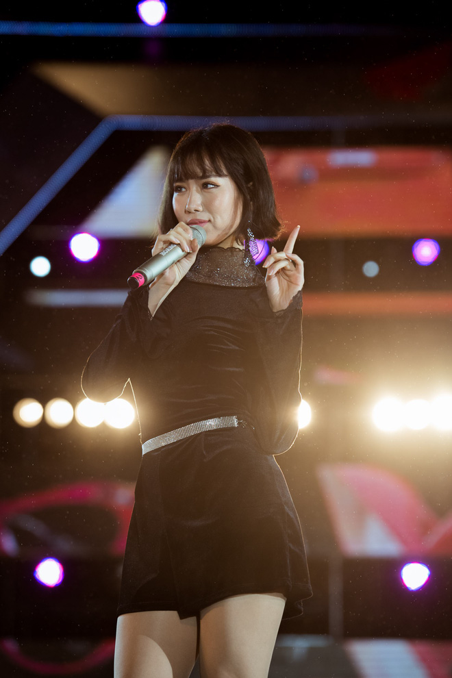 Miu Lê lần đầu xuất hiện, tự tin hát live sau khi bị vỗ mặt vì hát yếu - Ảnh 12.