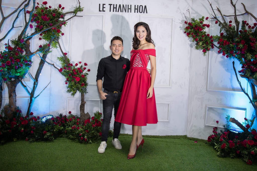 Bao nhiêu Hoa hậu hội tụ trên thảm đỏ của NTK Lê Thanh Hòa, và nổi nhất ắt vẫn là hai mỹ nhân này - Ảnh 9.