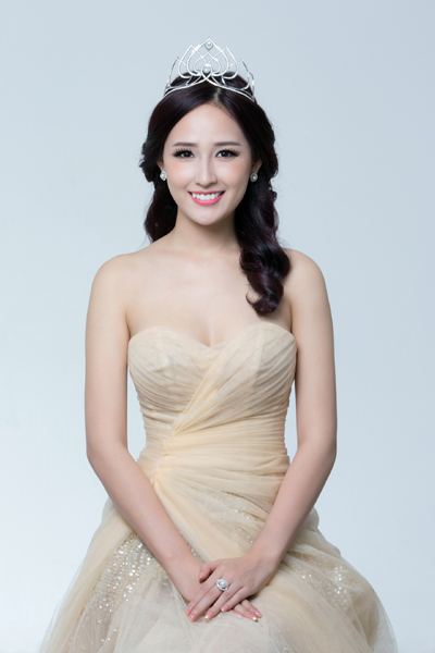 Hoa hậu Việt Nam 2006 Mai Phương Thúy cũng là một trong những Hoa hậu được công chúng đánh giá cao về nhan sắc và bản lĩnh khi xây dựng thành công hình ảnh Hoa hậu được công chúng ủng hộ và yêu mến.