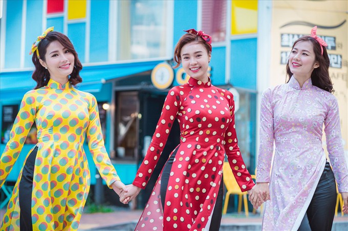 Năm qua, nhờ phim Việt mà áo dài lên ngôi, được giới trẻ diện nhiều không thua kém các hot trend thời thượng - Ảnh 3.