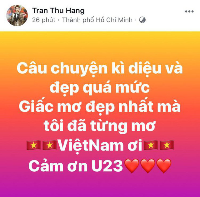Người mẫu Thu Hằng cảm ơn U23 Việt Nam đã thực hiện được giấc mơ của nhiều người dân yêu đá bóng