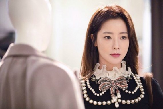 “Đệ nhất mỹ nhân Hàn”Kim Hee Sun: 10 năm hôn nhân viên mãn và chuyện từng muốn bỏ xứ ra đi vì con - Ảnh 5.
