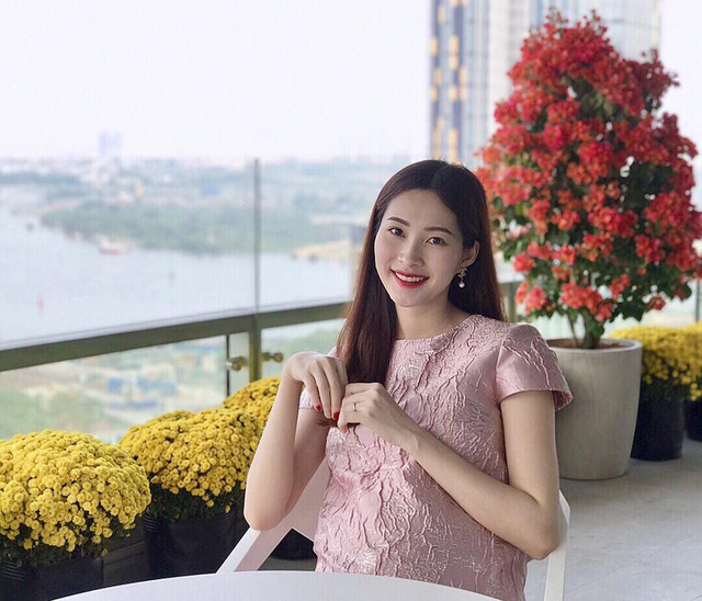 Đặng Thu Thảo cũng khoe hình ảnh mới nhất với bụng bầu lúp xúp của mình, sau kết hôn Hoa hậu Việt Nam 2014 chia sẻ niềm vui chuẩn bị làm mẹ.