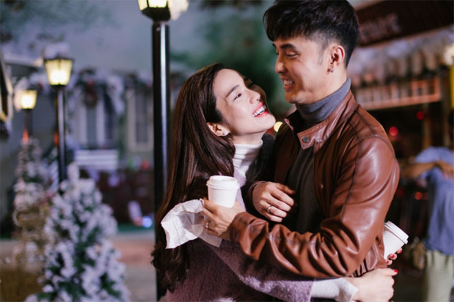 Vợ Ưng Hoàng Phúc: Từng thấy nhiều vết son lạ trên áo chồng