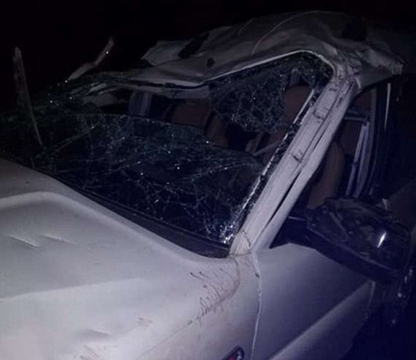 Chiếc xe của Himanshu bị hư hại nghiêm trọng sau vụ tai nạn dẫn đến tình trạng chết não của anh