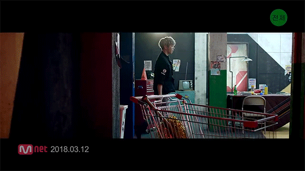 Wanna One nhá hàng MV  thời kỳ vàng  sexy nghẹt thở: Kpop sắp sửa đón chào một ca khúc đỉnh gây sốt