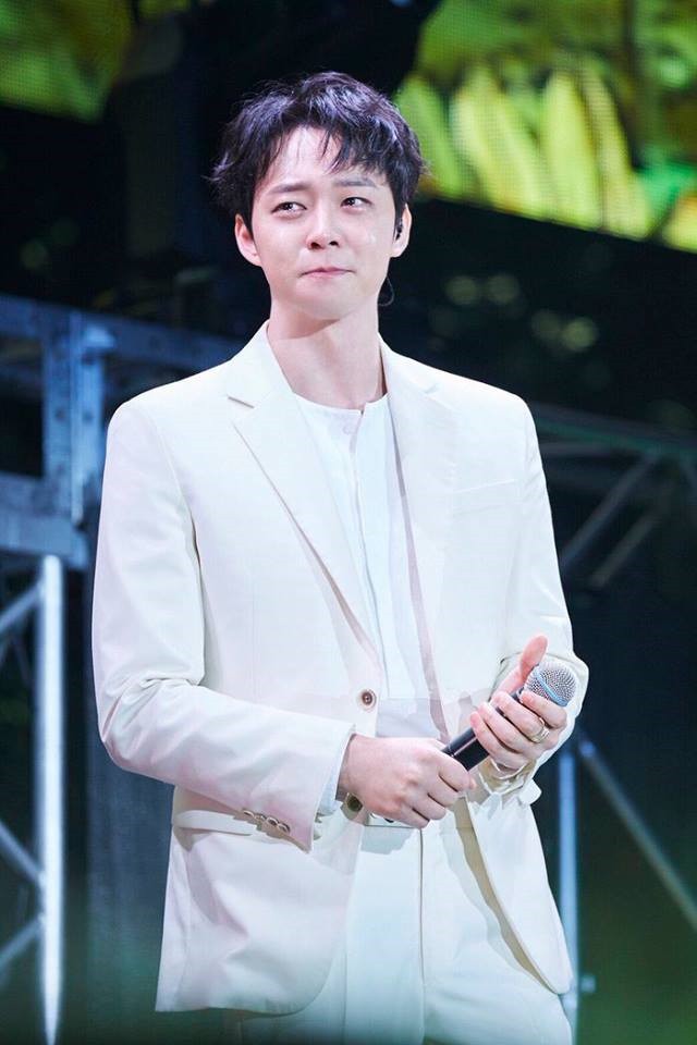 Park Yoochun òa khóc nức nở sau 2 năm đóng băng sự nghiệp vì bê bối tình dục