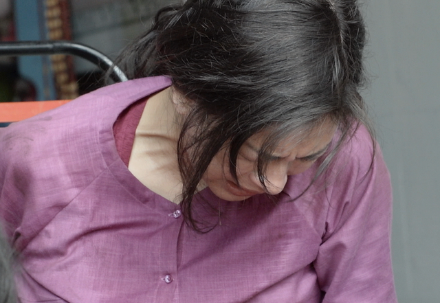 Dù luôn bình tĩnh nhưng Ngô Thanh Vân vẫn bật khóc vì đau đớn tại phim trường