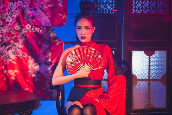 Trước Mỹ Tâm, những mỹ nhân Vpop này cũng khiến fan mê mẩn với hình ảnh geisha đẹp ma mị trong MV - Ảnh 6.