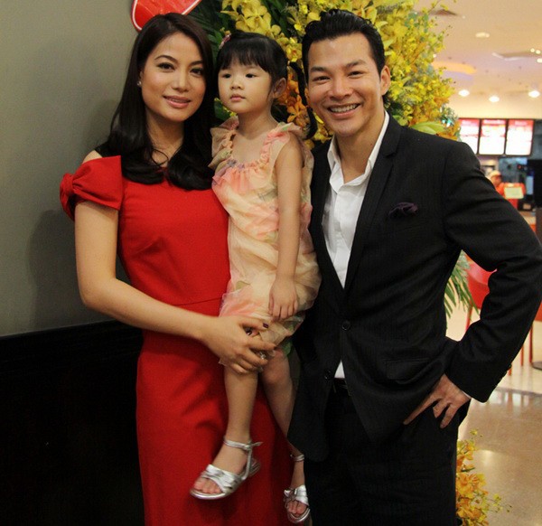 Cặp đôi có một cô con gái Trần Bảo Tiên vào năm 2008.