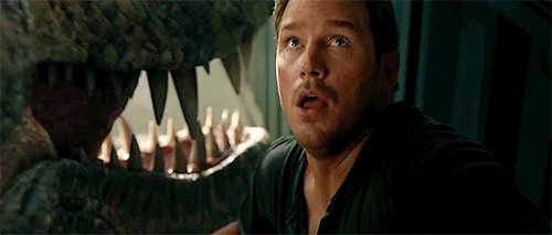 Cậy có súng, Chris Pratt suýt thành món tráng miệng của khủng long bạo chúa trong Jurassic World: Fallen Kingdom - Ảnh 3.