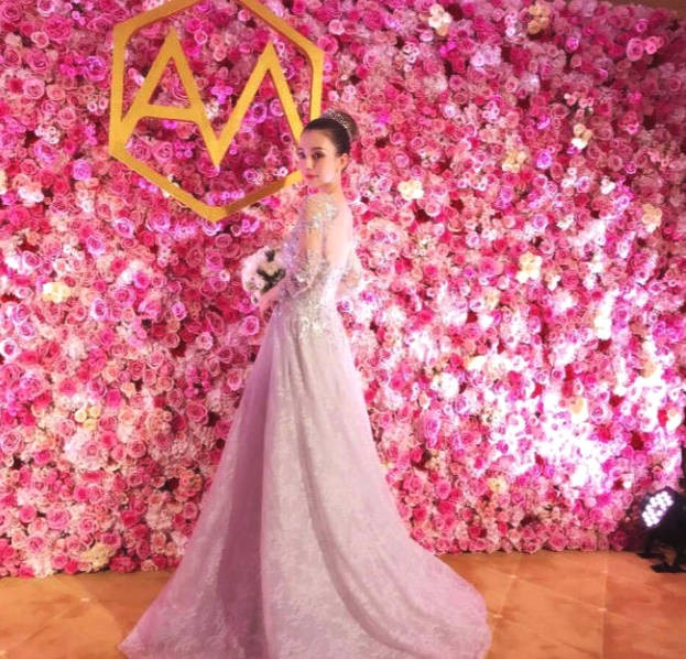 Hình ảnh hiếm hoi được tiết lộ trong lễ cưới của Thiên vương Quách Phú Thành và bà xã hotgirl kém 23 tuổi - Ảnh 2.