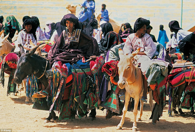 Dân số của người Tuareg hiện là khoảng 1 triệu người