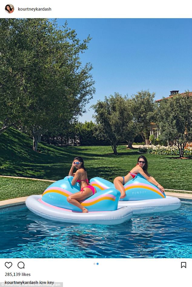 Kendall Jenner cùng hội chị em khoe thân hình đẹp xuất sắc, khiến mùa hè càng thêm nóng - Ảnh 3.