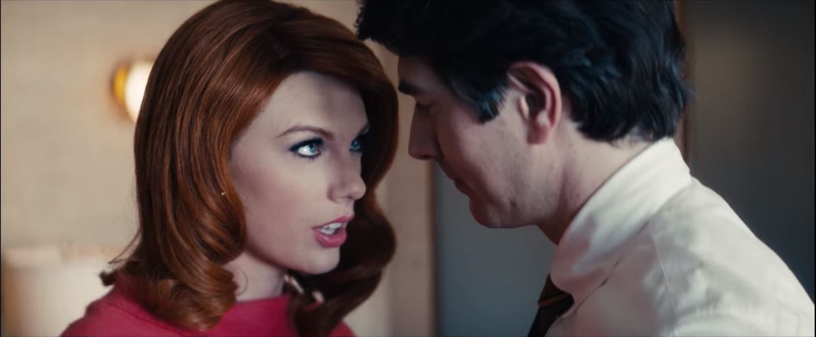 Taylor Swift làm tiểu tam tóc đỏ quyến rũ trai đẹp Superman đã có vợ - Ảnh 2.