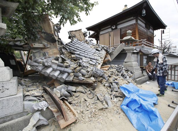 Năm người đã thiệt mạng trong trận động đất mạnh 6,1 độ richter ở Osaka hôm 18.6