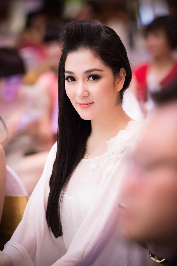 Loạt Hoa hậu Việt Nam sở hữu vẻ đẹp “bất biến”: Người có gương mặt trẻ trung hệt ngày đăng quang, người mệnh danh thần tiên tỷ tỷ - Ảnh 20.
