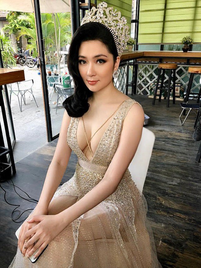 Loạt Hoa hậu Việt Nam sở hữu vẻ đẹp “bất biến”: Người có gương mặt trẻ trung hệt ngày đăng quang, người mệnh danh thần tiên tỷ tỷ - Ảnh 18.