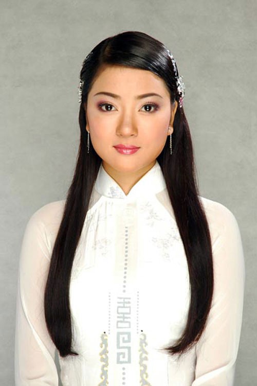 Loạt Hoa hậu Việt Nam sở hữu vẻ đẹp “bất biến”: Người có gương mặt trẻ trung hệt ngày đăng quang, người mệnh danh thần tiên tỷ tỷ - Ảnh 17.