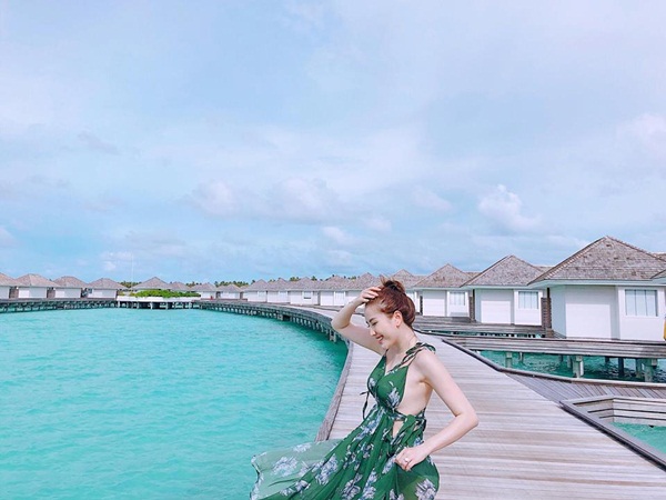 Trước nghi vấn được bạn trai đại gia cầu hôn, Bảo Thy có cuộc sống giàu có, sang chảnh cỡ nào?