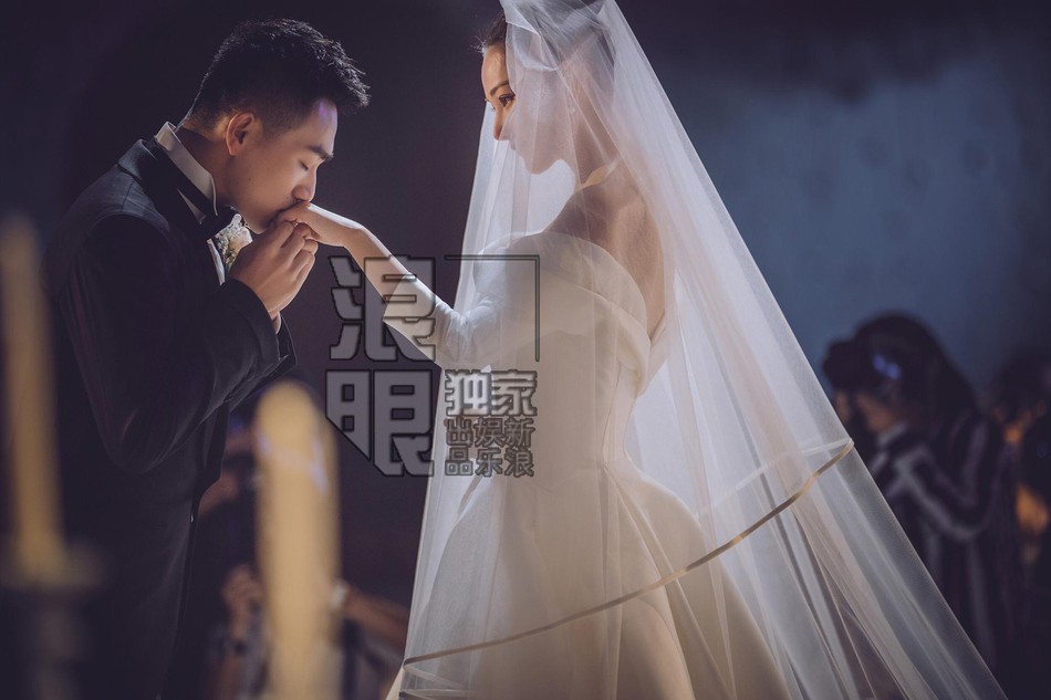 Tiết lộ mối quan hệ mẹ chồng - nàng dâu của Lý Mạc Sầu Trương Hinh Dư sau khi kết hôn với sĩ quan đặc công - Ảnh 1.