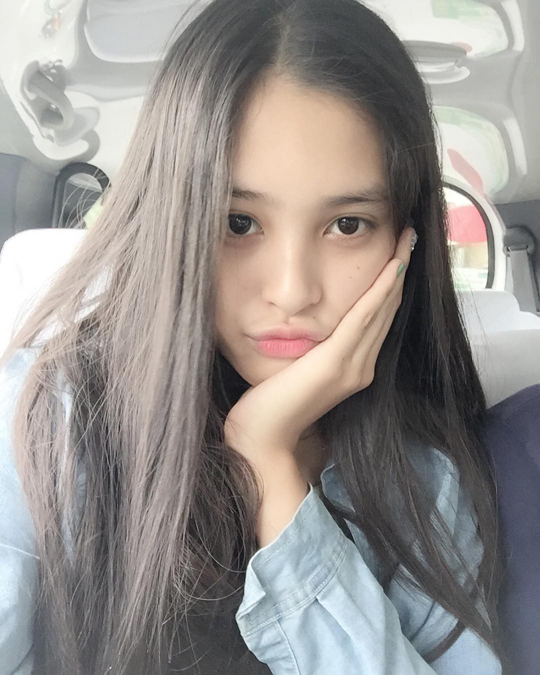 Vẻ đẹp đời thường vừa lai Tây, vừa gợi cảm hút hồn của Tân Hoa hậu Việt Nam 2018 - Trần Tiểu Vy - Ảnh 5.