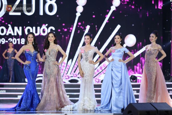Khá khen cho style makeup của các thí sinh Hoa hậu Việt Nam 2018, cô nào cô nấy đều xinh chứ không hề già nua, cứng ngắc - Ảnh 2.