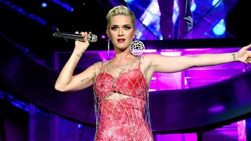 Katy Perry chuẩn bị phát hành bài hát mới: Là 'mũi neo' cứu lấy sự nghiệp hay tiếp tục trượt dài không phanh?