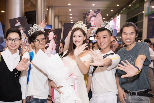 Sút 2 kg, Tường San vẫn rạng rỡ ngày về trong vòng tay chào đón của người hâm mộ cùng thành tích Top 8 Hoa hậu Quốc tế - Ảnh 8.