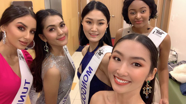 Cô sinh viên Việt đoạt vương miện Hoa hậu Sinh viên Thế giới 2019: Makeup & style đều xuất sắc; lấn át đối thủ mỗi khi chung khung hình - Ảnh 12.