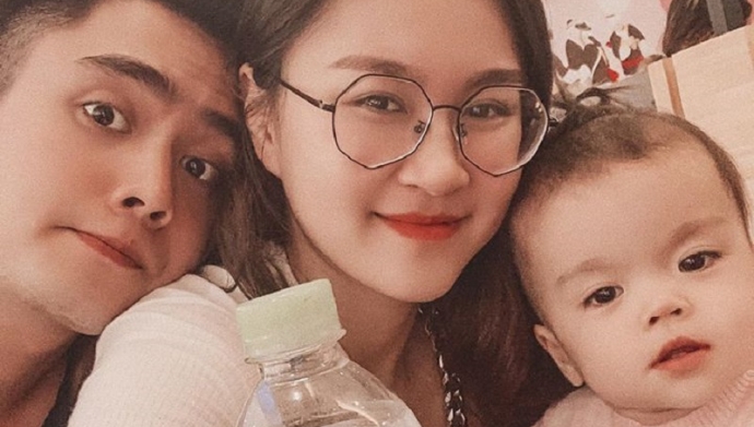 Cô vợ trẻ  số hưởng nhất Vịnh Bắc bộ : Không biết nấu ăn, sáng ngủ đến trưa nhưng chồng vẫn  nghiện , chăm sóc hơn con