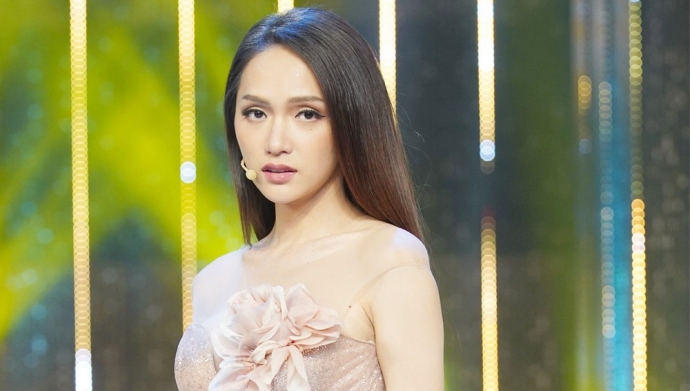 Hương Giang: 'Kẻ thứ ba ấy không được phép nói chuyện và tiếp xúc với tôi'