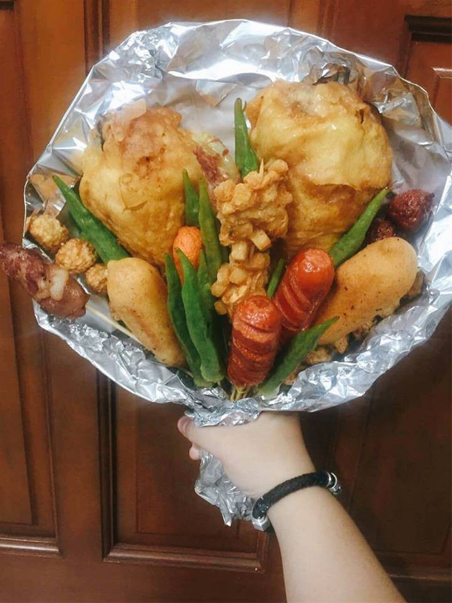 Cười không ngậm được miệng với những món quà 'troll' đỉnh cao mà các đức ông chồng dành tặng cho vợ trong ngày 20/10