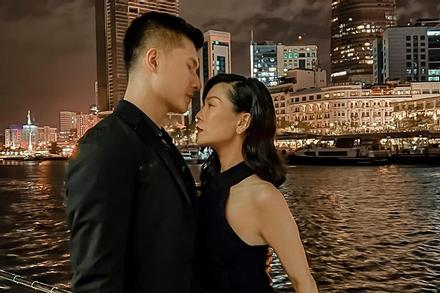 Lệ Quyên - Lâm Bảo Châu mở bát 2022: Kịch bản lặp lại