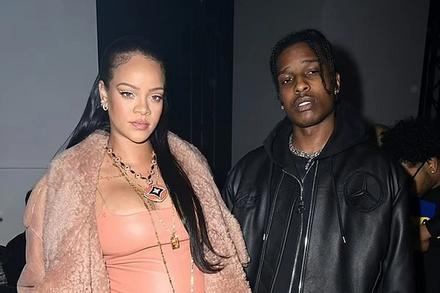 Rihanna khóc không ngừng khi bạn trai bị bắt