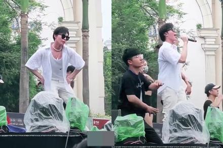 Erik hát nổi cả gân cổ, netizen khịa lấy dây cột mic vào tay