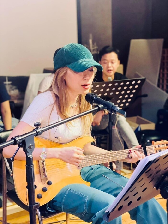 Mỹ Tâm gặp vấn đề sức khỏe, xuất hiện với vẻ ngoài mệt mỏi trước ngày diễn ra liveshow