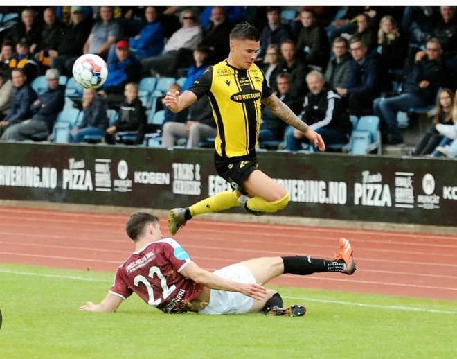 Bỏ qua HAGL, Alexandre Đặng đến Nam Định