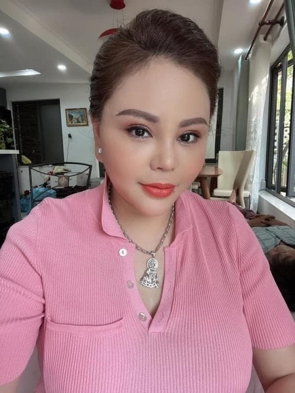 Lê Giang bất ngờ thông báo bị rách giác mạc khiến fan lo lắng