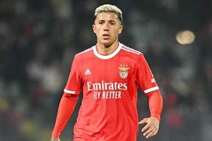 Chelsea sẽ ra giá 105,6 triệu bảng cho Enzo Fernandez