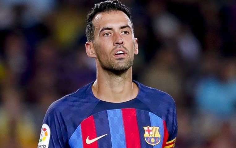 Busquets xác nhận rời Barca