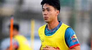 FIFA Days tháng 9 đã đến, và tiền đạo Nguyễn Công Phượng đã trở về Việt Nam để hội quân và tập luyện cùng đội tuyển quốc gia.