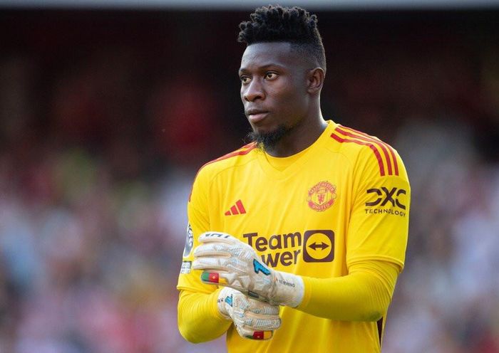 André Onana gây khó khăn cho MU và Ten Hag