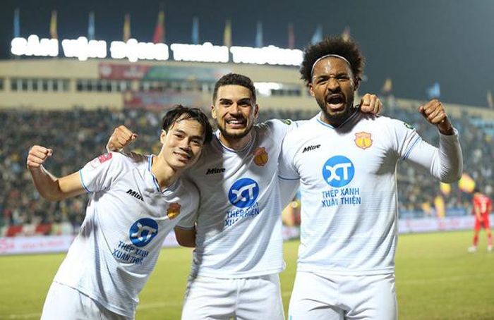  V.League và sự phát triển không đồng đều với tham vọng của đội tuyển Việt Nam đang trở thành một thách thức lớn. 